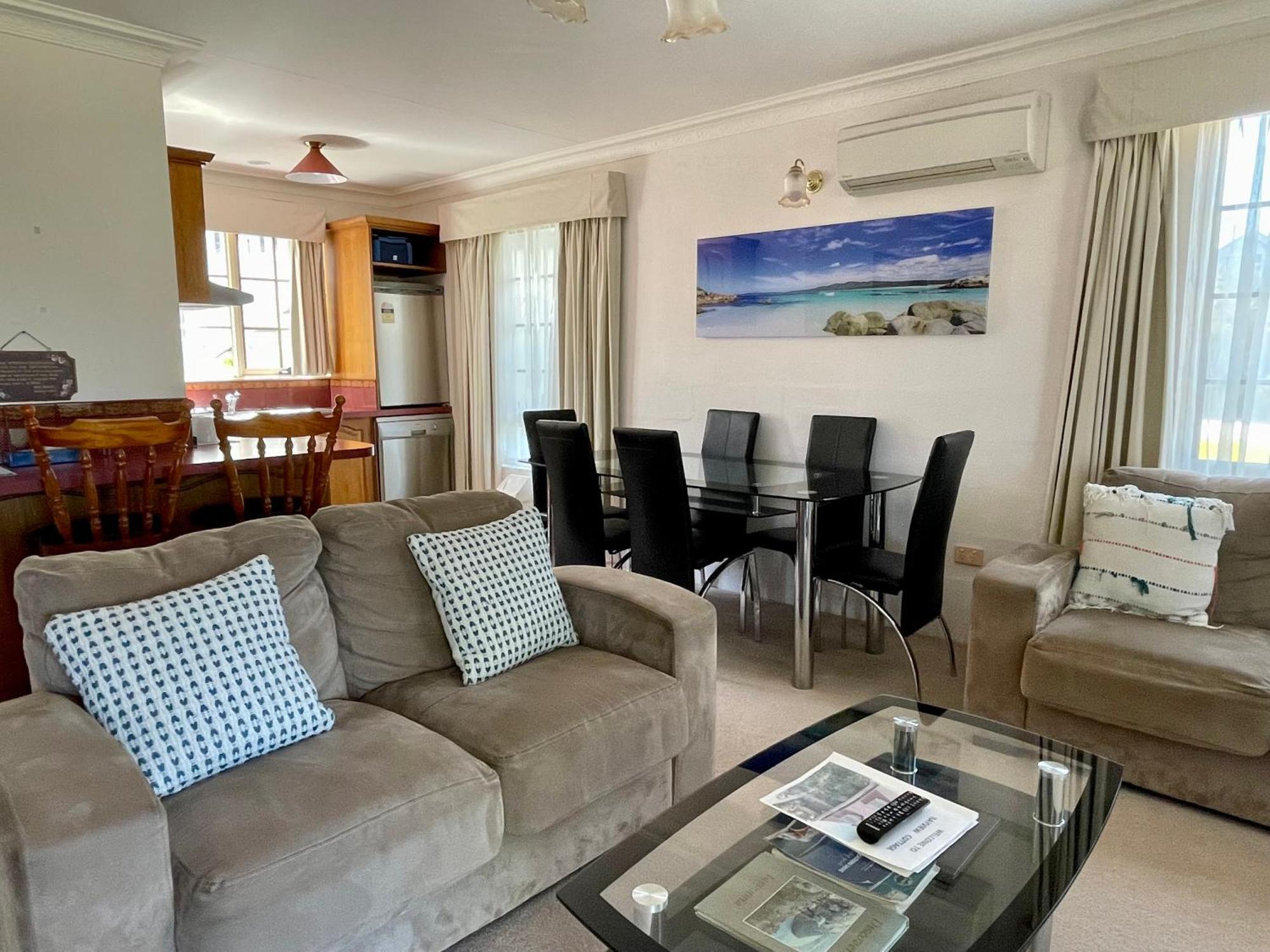 Swansea Cottages & Lodge Suites מראה חיצוני תמונה
